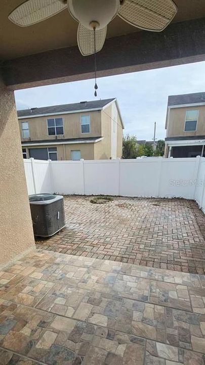 For Rent: $2,150 (3 beds, 3 baths, 1478 Square Feet)