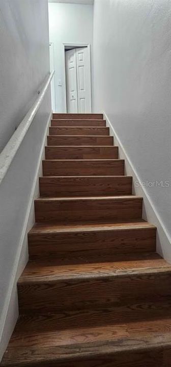 For Rent: $2,150 (3 beds, 3 baths, 1478 Square Feet)
