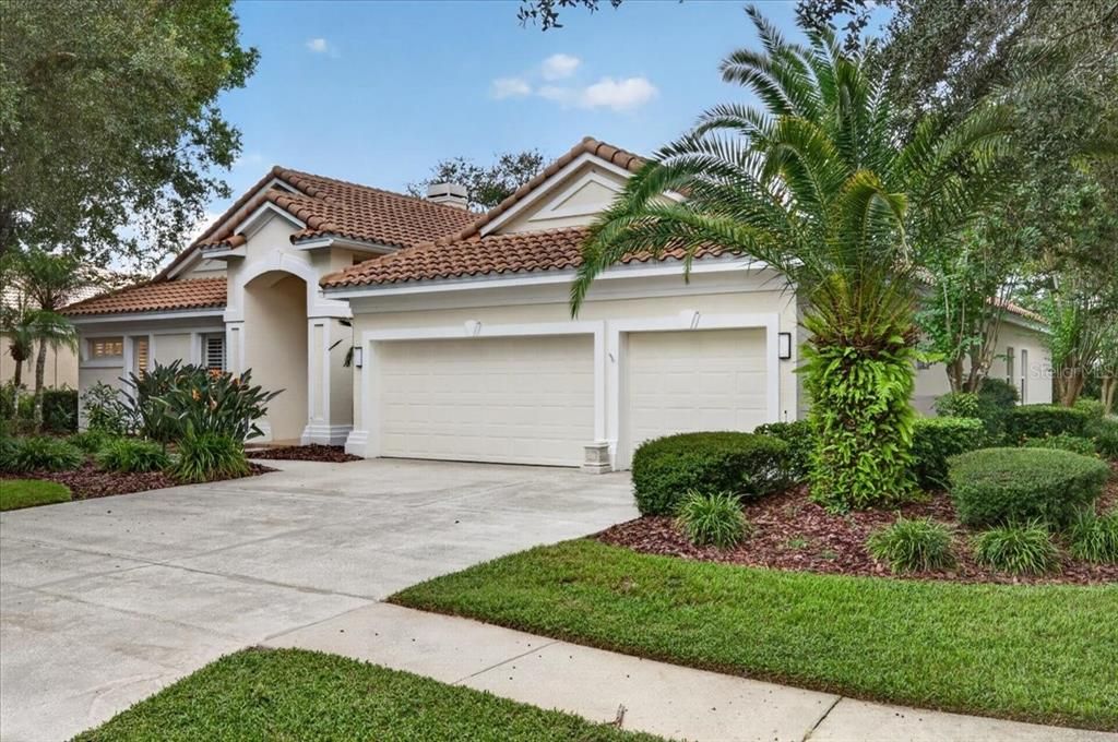 En Venta: $939,900 (4 camas, 3 baños, 2960 Pies cuadrados)
