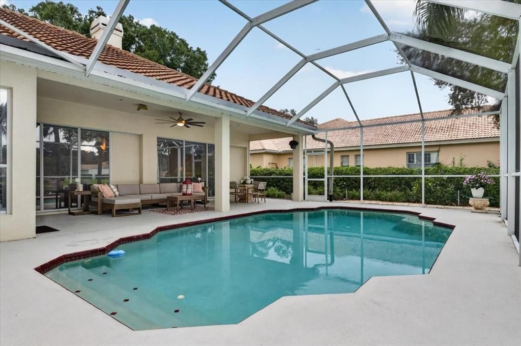 En Venta: $939,900 (4 camas, 3 baños, 2960 Pies cuadrados)