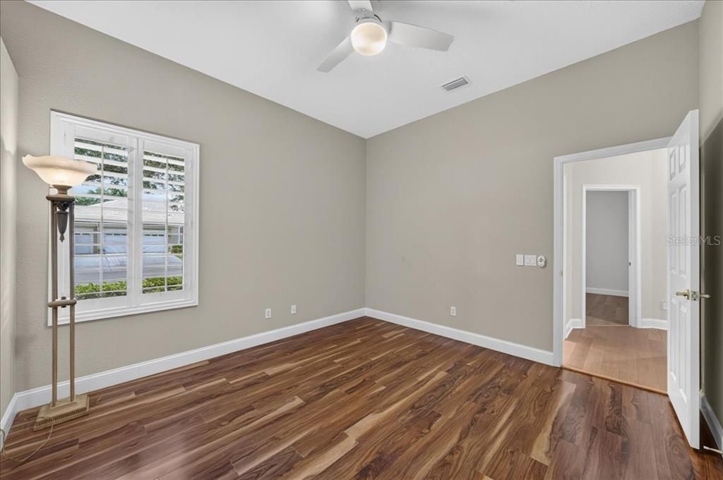 En Venta: $939,900 (4 camas, 3 baños, 2960 Pies cuadrados)
