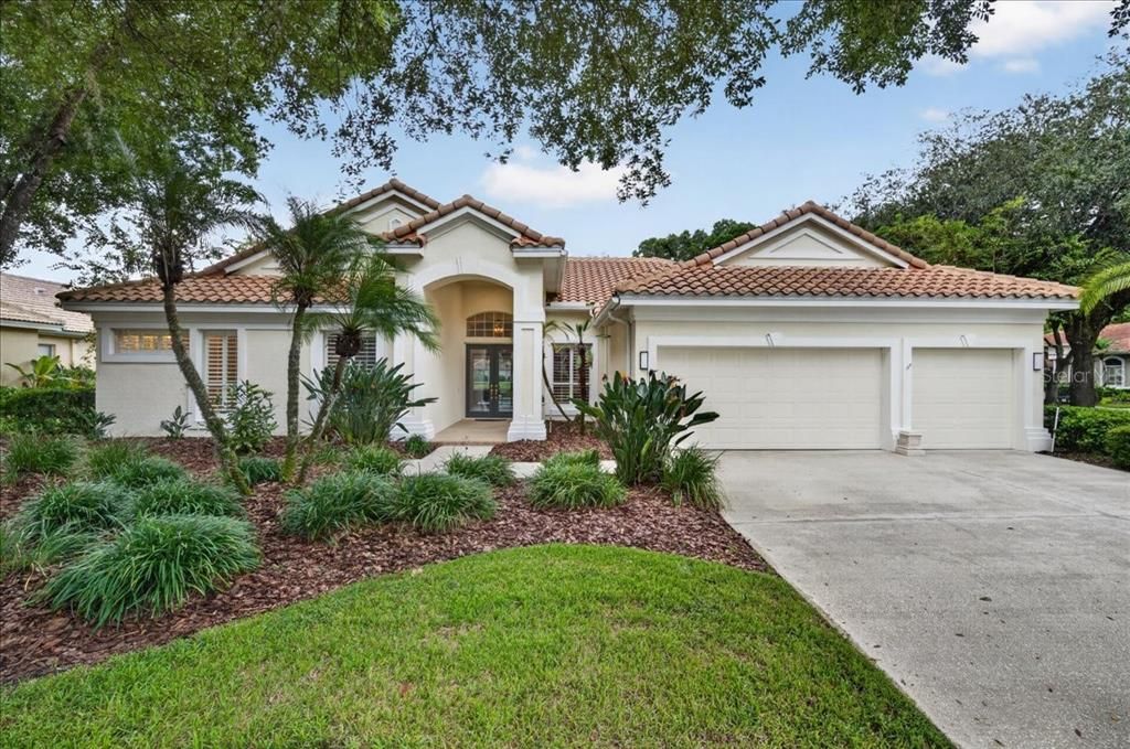 En Venta: $939,900 (4 camas, 3 baños, 2960 Pies cuadrados)
