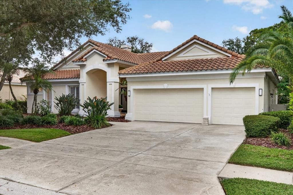 En Venta: $939,900 (4 camas, 3 baños, 2960 Pies cuadrados)