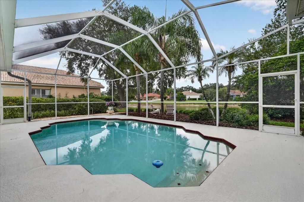 En Venta: $939,900 (4 camas, 3 baños, 2960 Pies cuadrados)