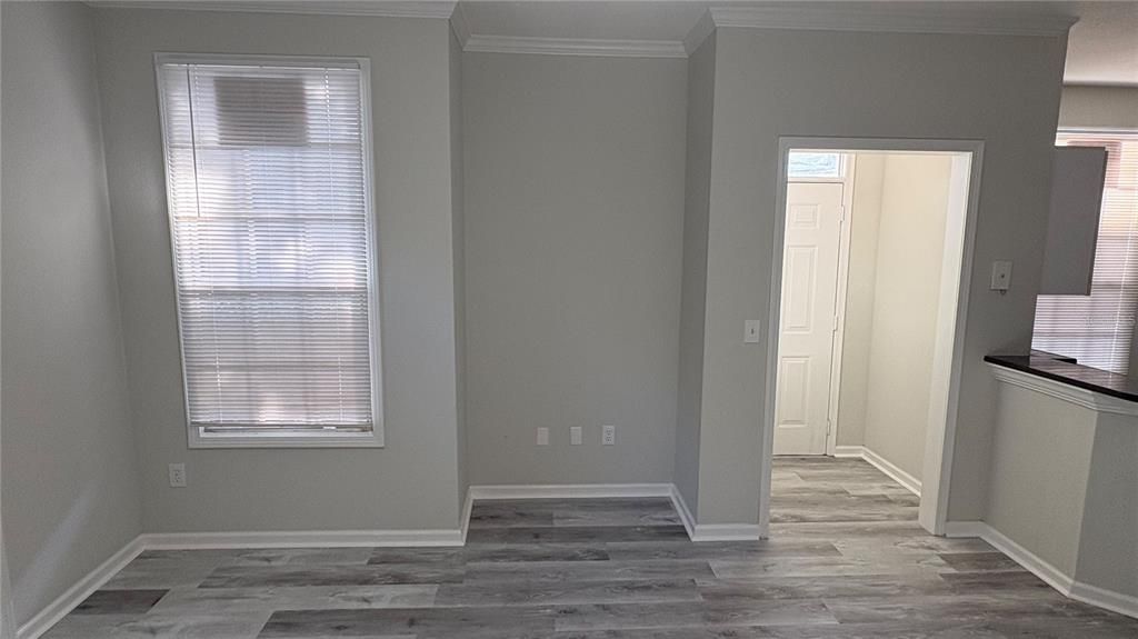 For Rent: $1,800 (2 beds, 2 baths, 1051 Square Feet)