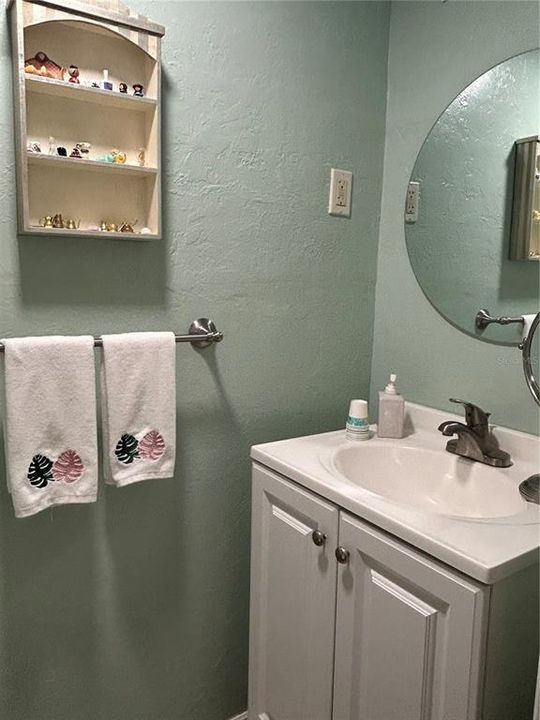 For Sale: $142,000 (3 beds, 2 baths, 732 Square Feet)