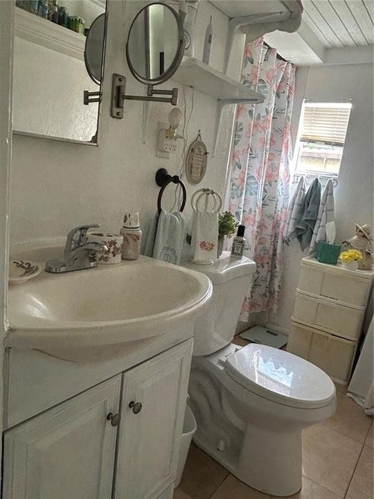 For Sale: $142,000 (3 beds, 2 baths, 732 Square Feet)