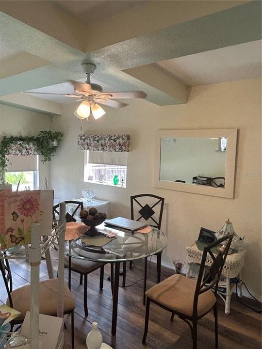 For Sale: $142,000 (3 beds, 2 baths, 732 Square Feet)
