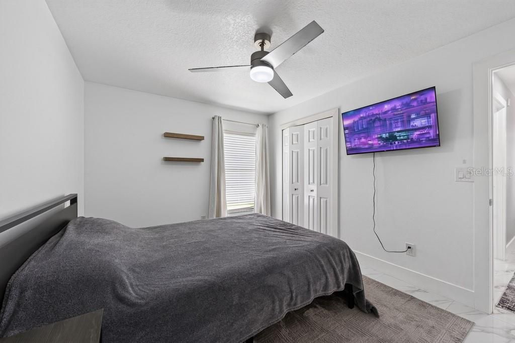 For Sale: $415,000 (3 beds, 2 baths, 1728 Square Feet)