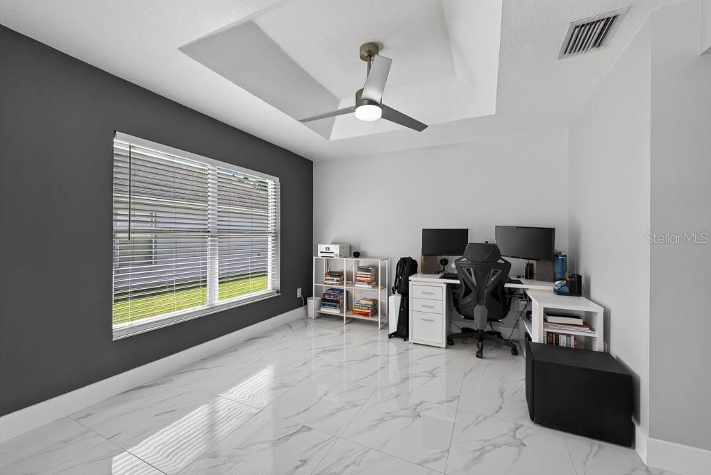 For Sale: $415,000 (3 beds, 2 baths, 1728 Square Feet)