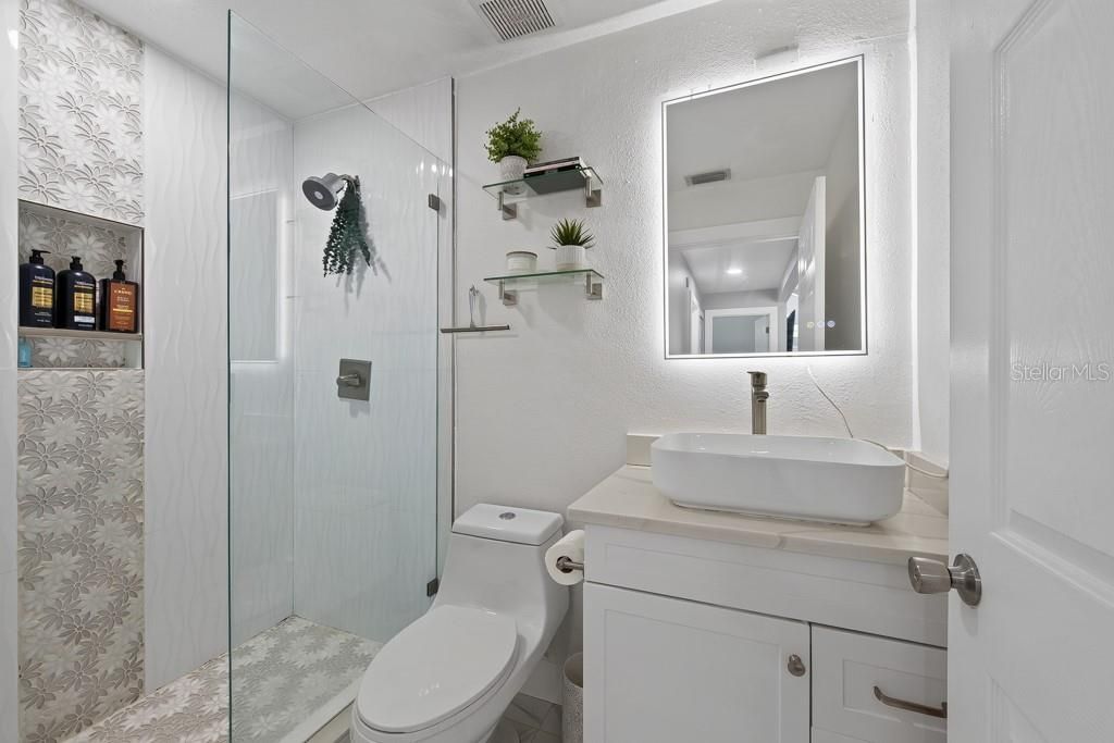 For Sale: $415,000 (3 beds, 2 baths, 1728 Square Feet)