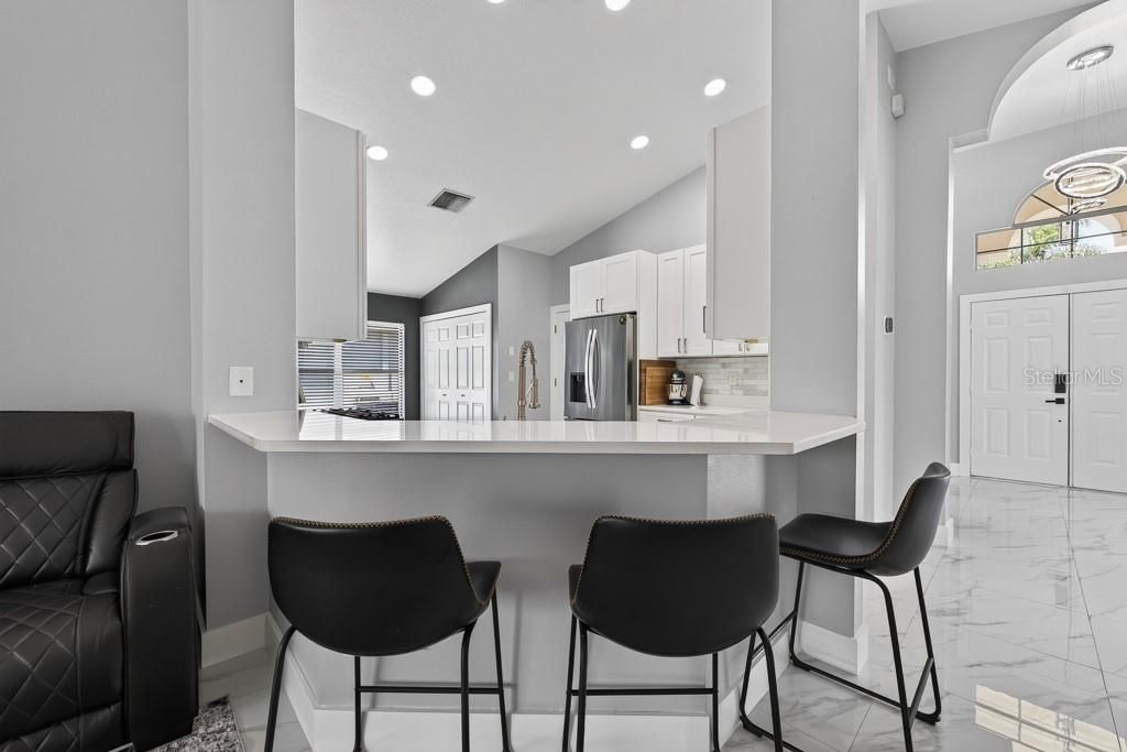 For Sale: $415,000 (3 beds, 2 baths, 1728 Square Feet)