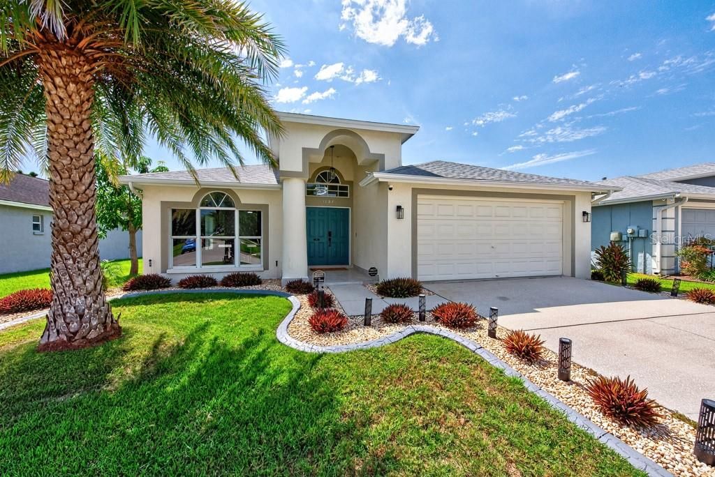 For Sale: $415,000 (3 beds, 2 baths, 1728 Square Feet)