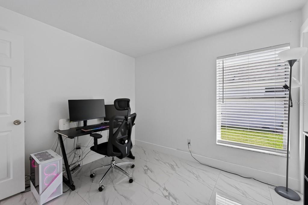 For Sale: $415,000 (3 beds, 2 baths, 1728 Square Feet)