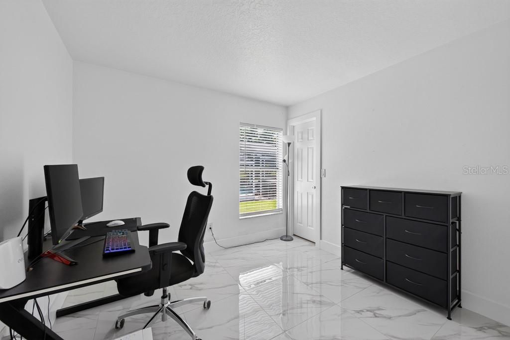 For Sale: $415,000 (3 beds, 2 baths, 1728 Square Feet)