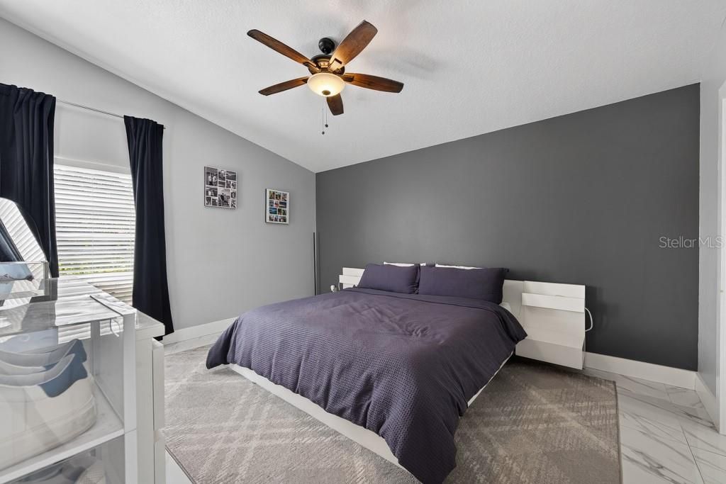 For Sale: $415,000 (3 beds, 2 baths, 1728 Square Feet)