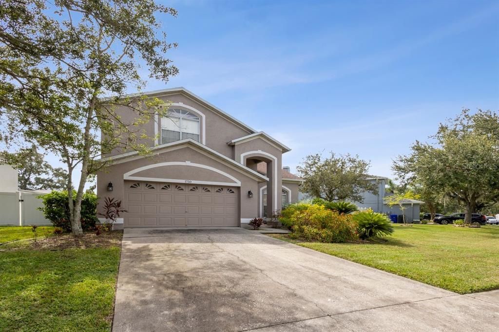For Sale: $625,000 (4 beds, 2 baths, 2460 Square Feet)