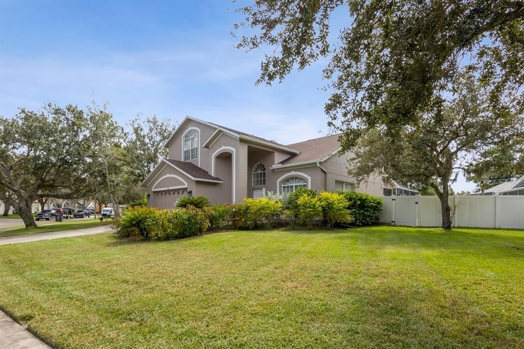 For Sale: $625,000 (4 beds, 2 baths, 2460 Square Feet)