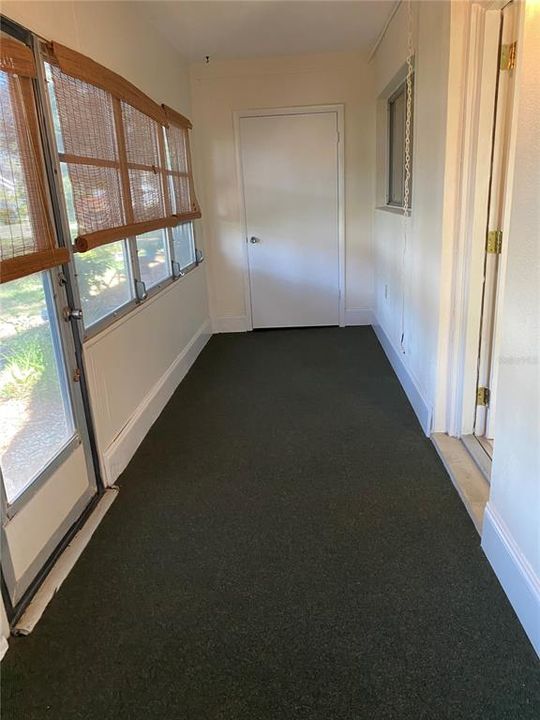 For Sale: $110,000 (2 beds, 2 baths, 912 Square Feet)