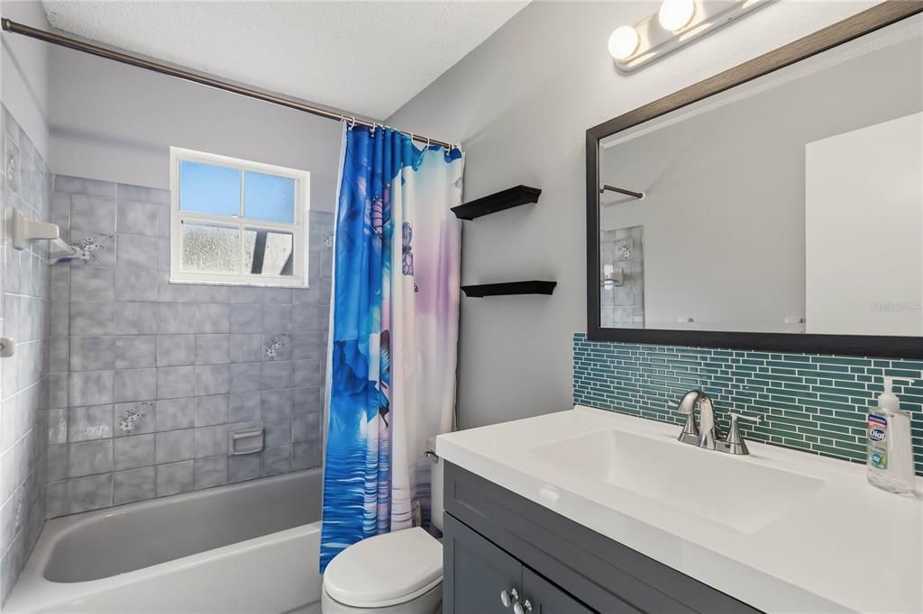 For Sale: $359,000 (3 beds, 2 baths, 1519 Square Feet)