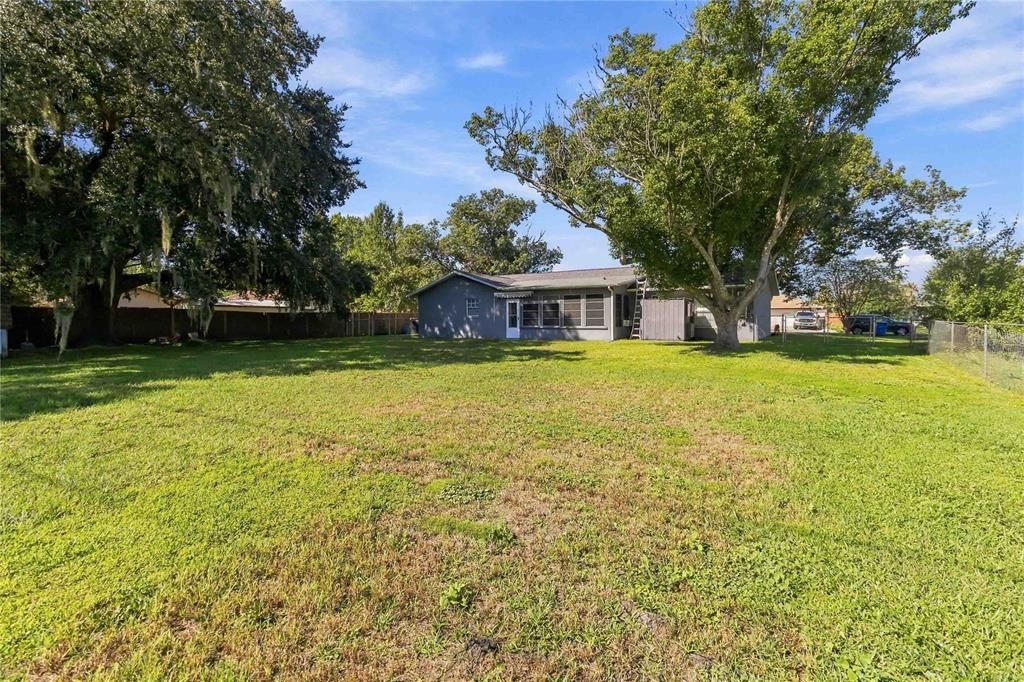 For Sale: $359,000 (3 beds, 2 baths, 1519 Square Feet)