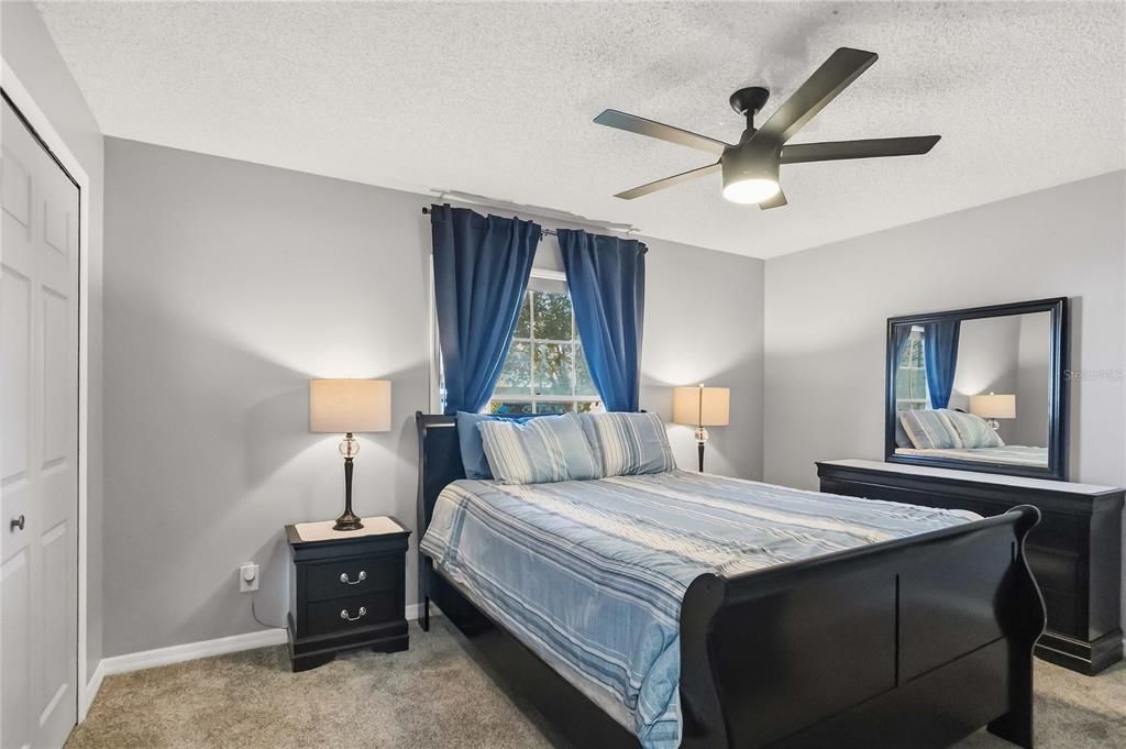 For Sale: $359,000 (3 beds, 2 baths, 1519 Square Feet)
