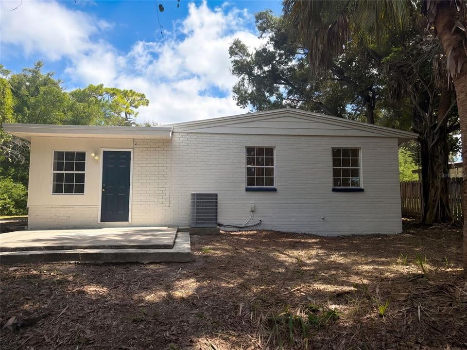 En Venta: $300,000 (4 camas, 1 baños, 1234 Pies cuadrados)