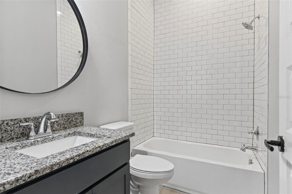 For Sale: $1,900,000 (5 beds, 5 baths, 3746 Square Feet)