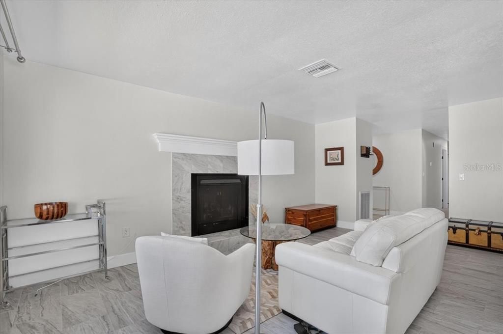 For Sale: $569,990 (3 beds, 2 baths, 1555 Square Feet)