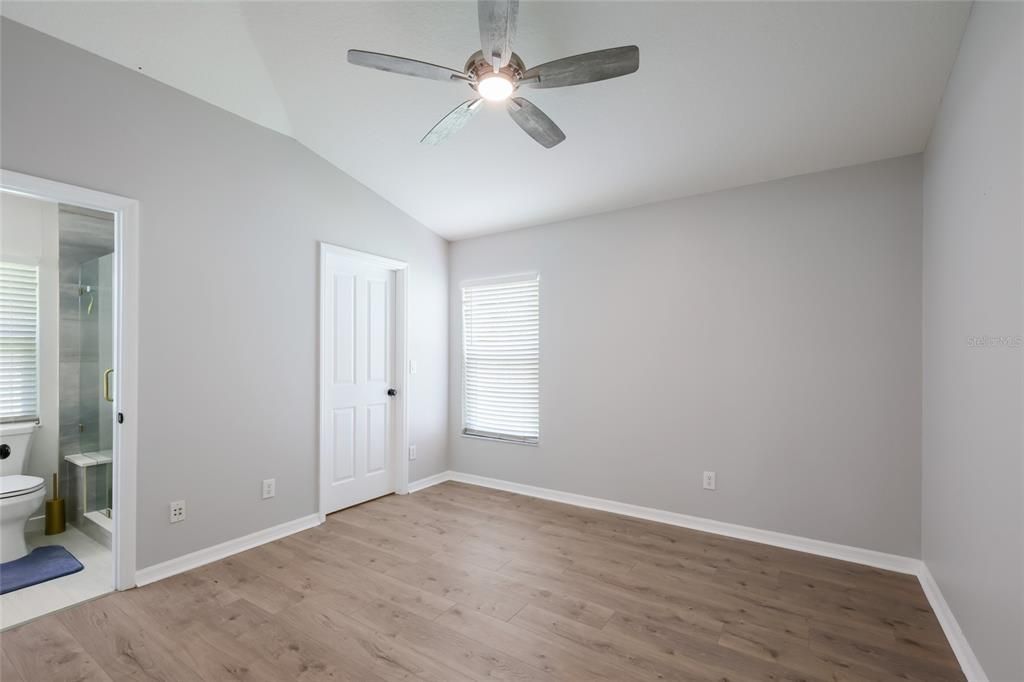 For Sale: $480,000 (4 beds, 3 baths, 2619 Square Feet)