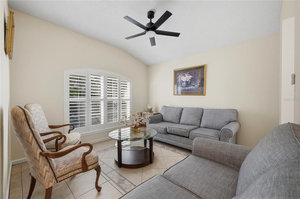 For Sale: $369,000 (3 beds, 2 baths, 1793 Square Feet)