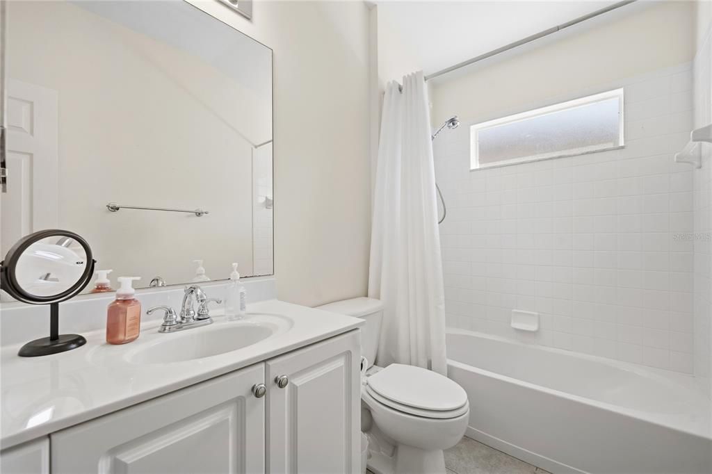 For Sale: $369,000 (3 beds, 2 baths, 1793 Square Feet)