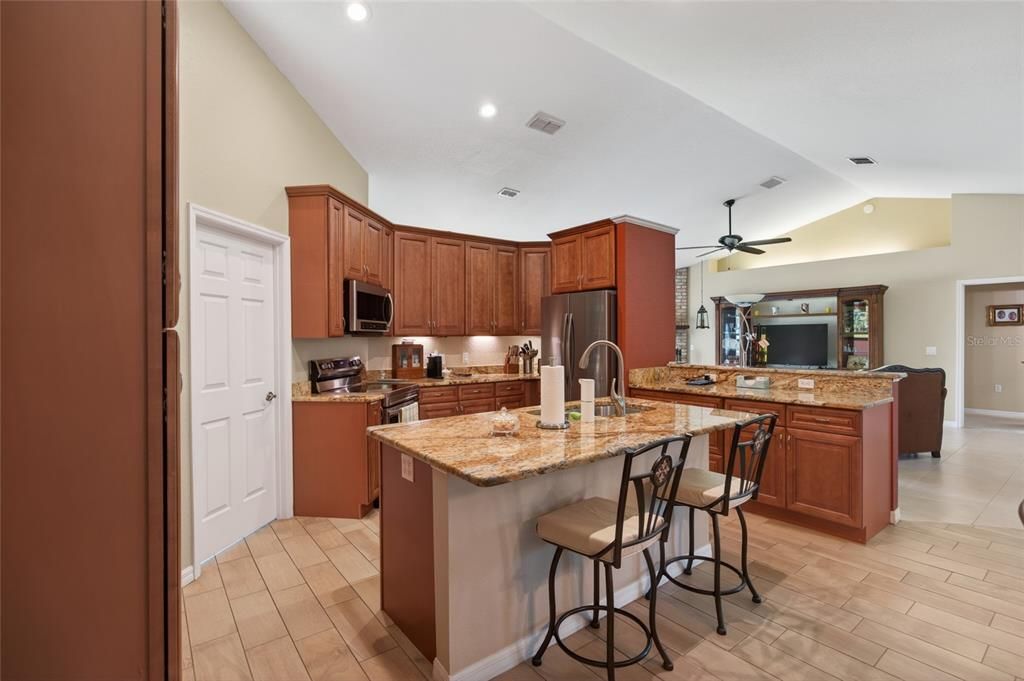 For Sale: $459,000 (3 beds, 2 baths, 2144 Square Feet)