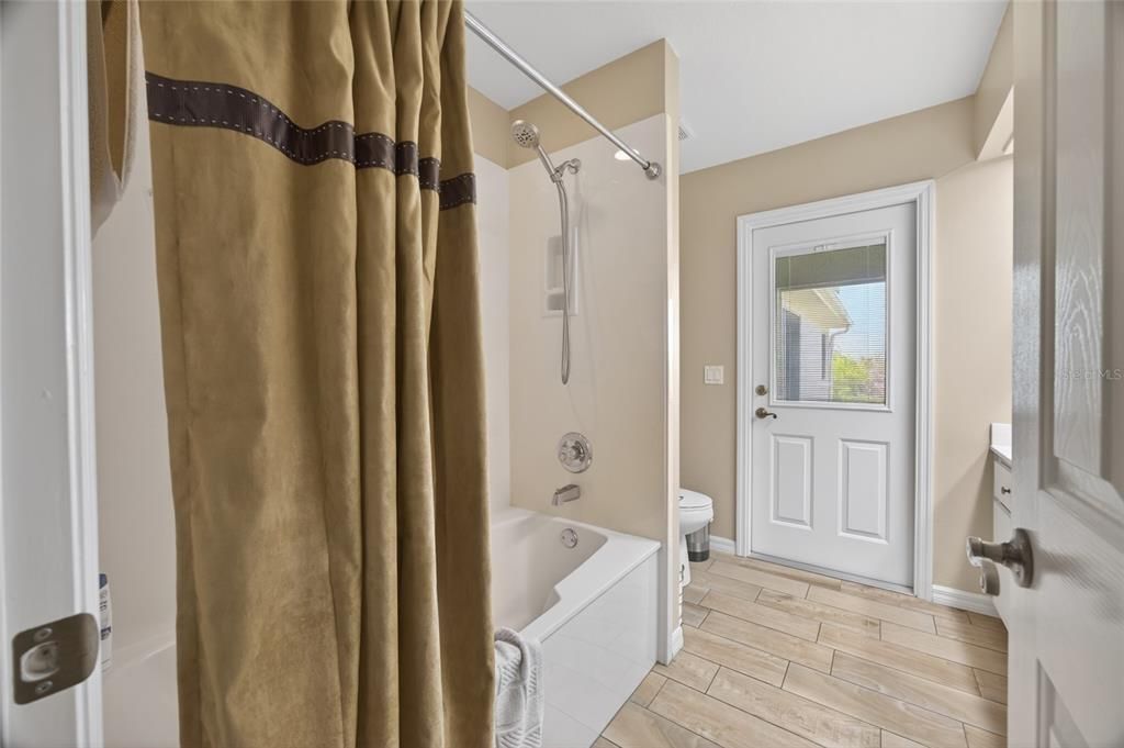 For Sale: $459,000 (3 beds, 2 baths, 2144 Square Feet)