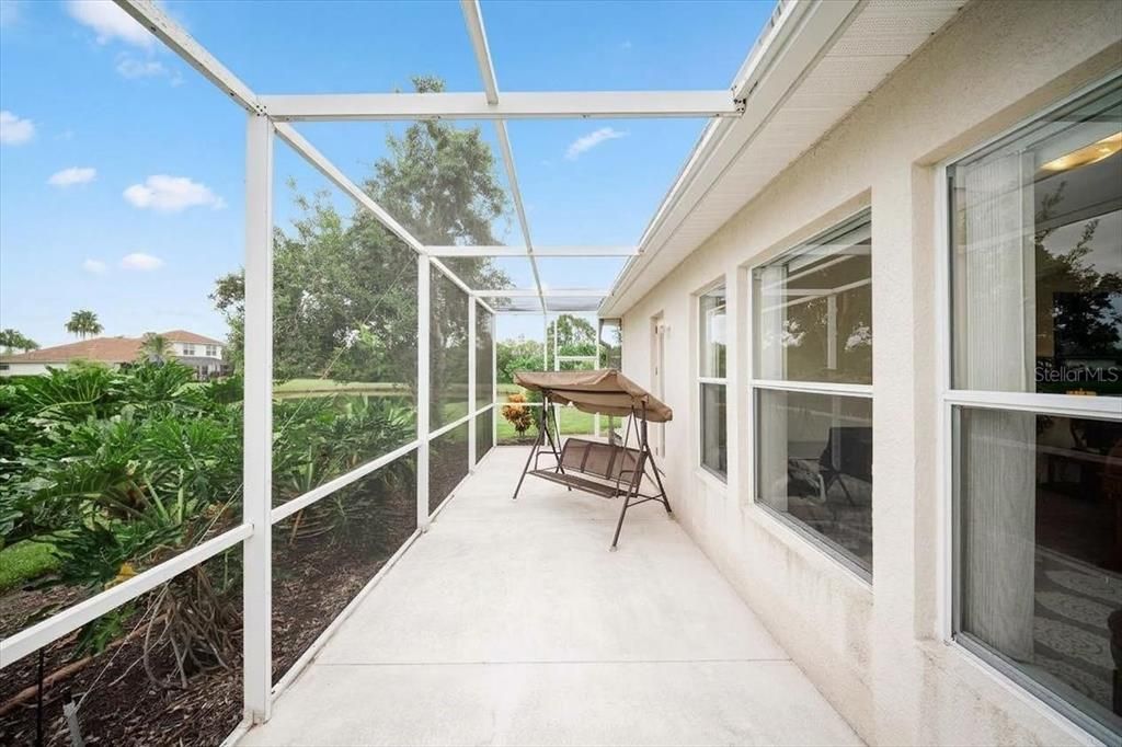 En Venta: $635,000 (4 camas, 3 baños, 2711 Pies cuadrados)