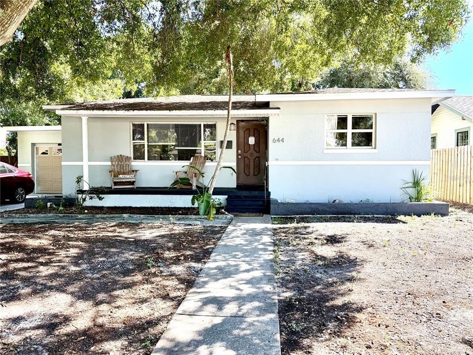 For Sale: $320,000 (3 beds, 1 baths, 1147 Square Feet)