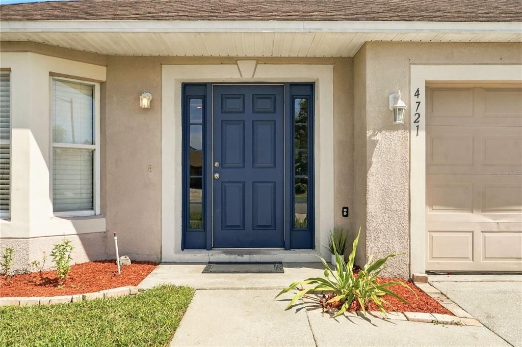 For Sale: $375,000 (4 beds, 2 baths, 1974 Square Feet)