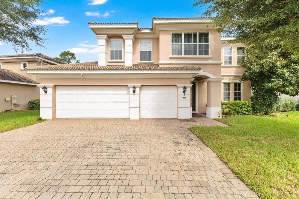 For Sale: $625,000 (4 beds, 3 baths, 3219 Square Feet)