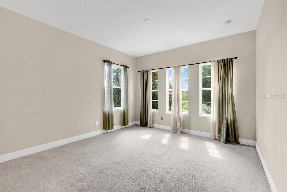 For Sale: $625,000 (4 beds, 3 baths, 3219 Square Feet)