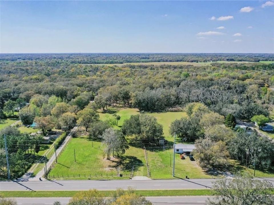 待售: $639,000 (5.07 acres)
