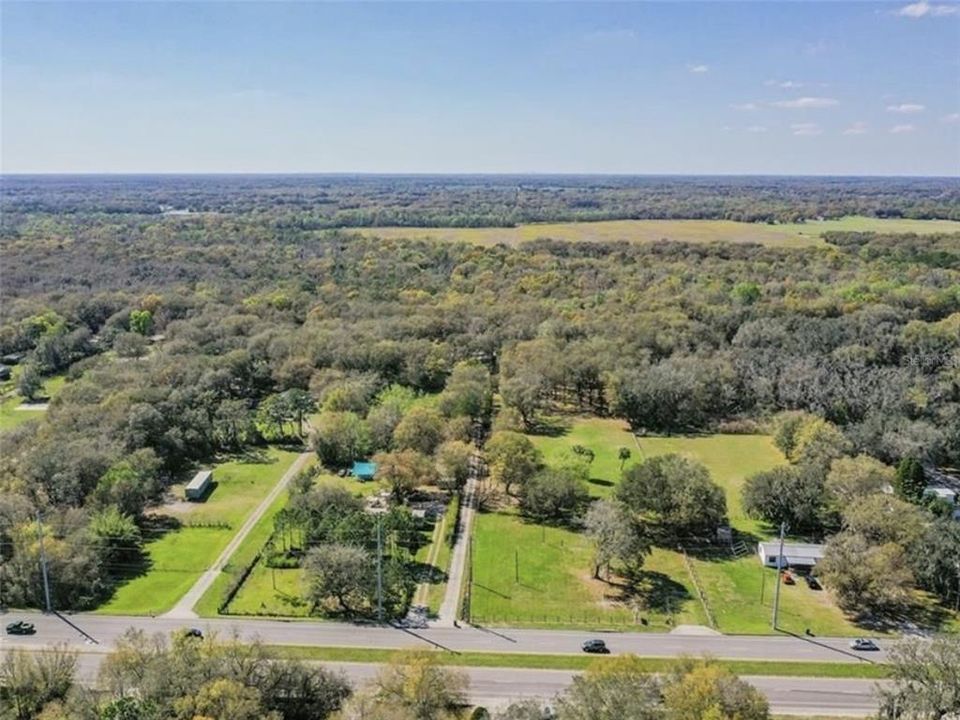 待售: $639,000 (5.07 acres)