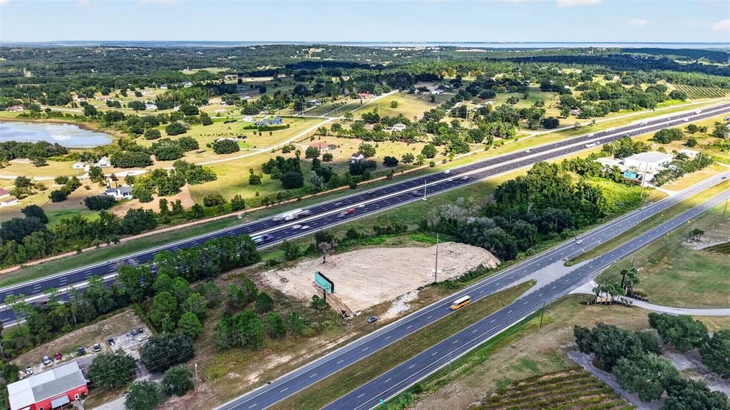 На продажу: $999,000 (3.49 acres)