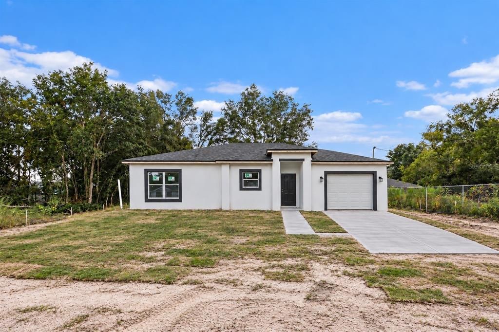 For Sale: $269,000 (3 beds, 2 baths, 1399 Square Feet)