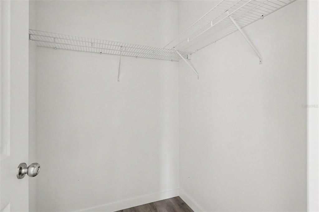For Sale: $269,000 (3 beds, 2 baths, 1399 Square Feet)