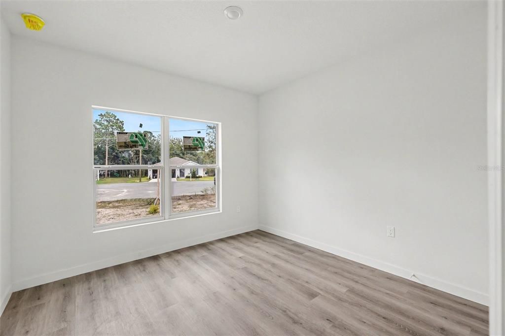 For Sale: $269,000 (3 beds, 2 baths, 1399 Square Feet)