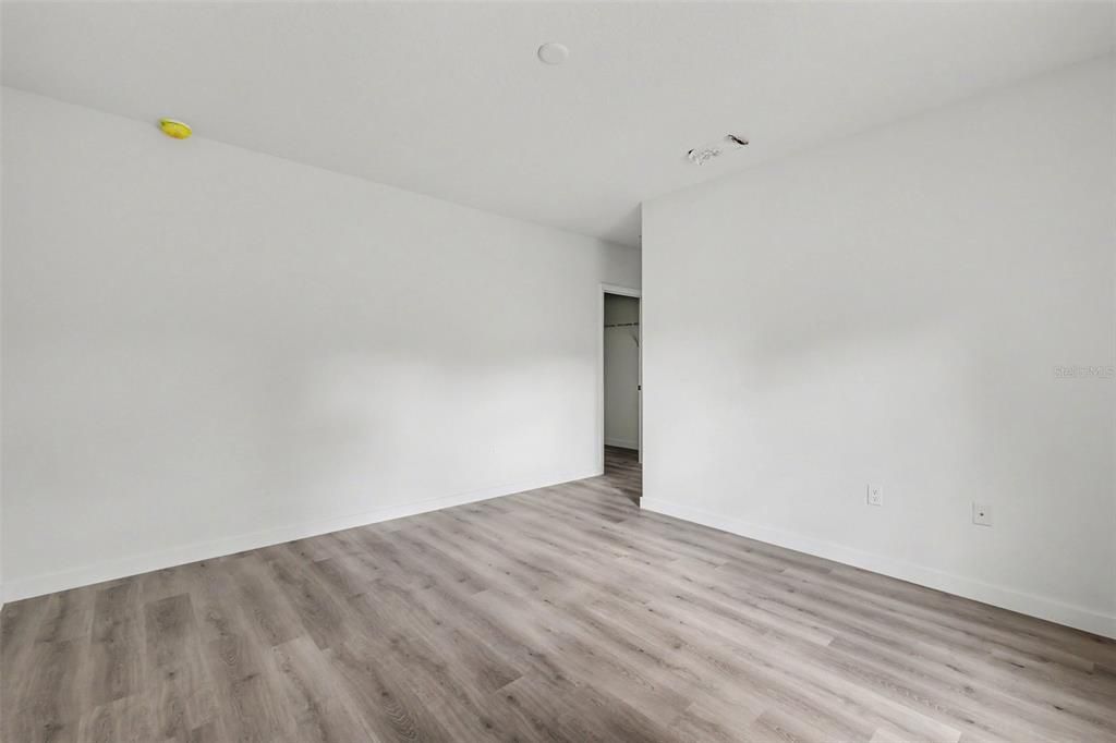 For Sale: $269,000 (3 beds, 2 baths, 1399 Square Feet)