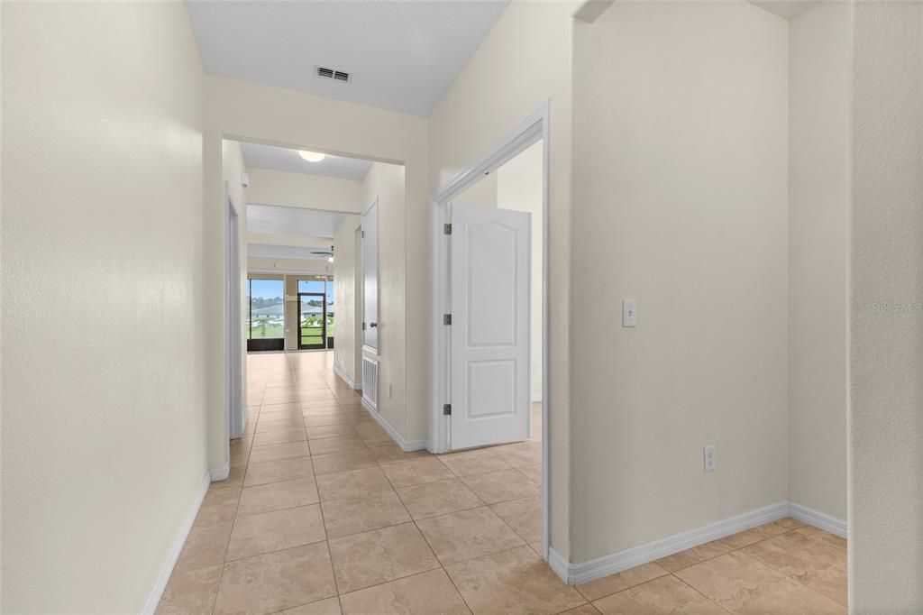 For Sale: $335,000 (3 beds, 2 baths, 1818 Square Feet)