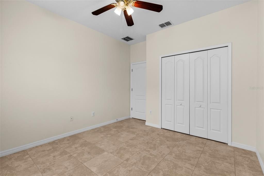 For Sale: $335,000 (3 beds, 2 baths, 1818 Square Feet)