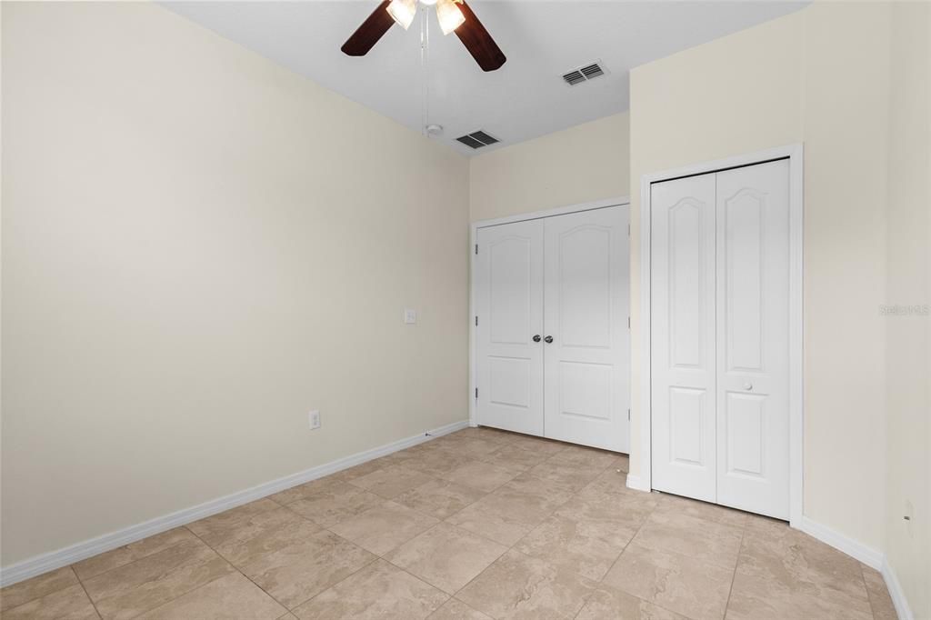 For Sale: $335,000 (3 beds, 2 baths, 1818 Square Feet)