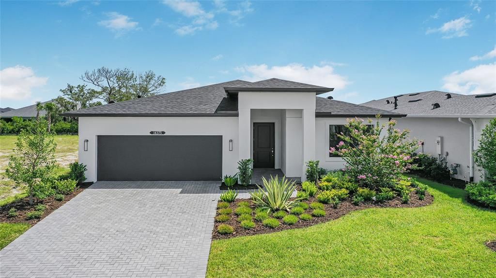 For Sale: $559,990 (3 beds, 3 baths, 2289 Square Feet)
